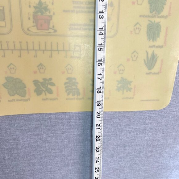 Vintage Tupperware Plant Care Sheet Plastic Mat 1977 Indoor Gardening Guide Mat - Picture 9 of 11